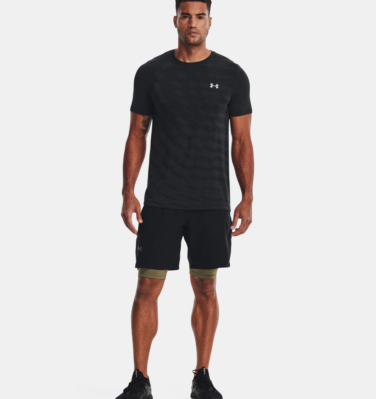 UA Vanish Woven 6in Shorts