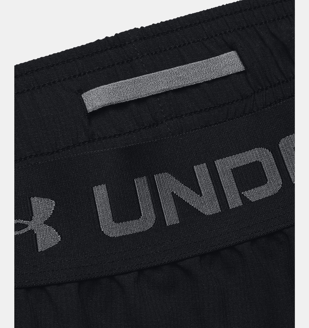 UA Vanish Woven 6in Shorts