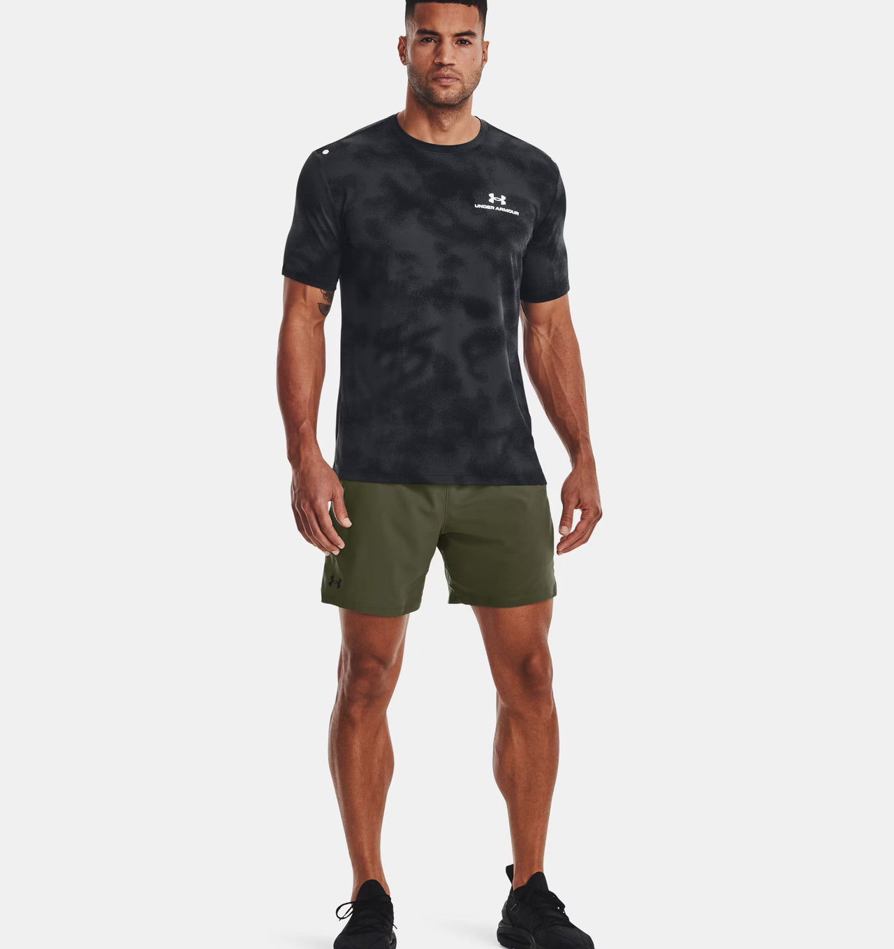 UA Vanish Woven 6in Shorts