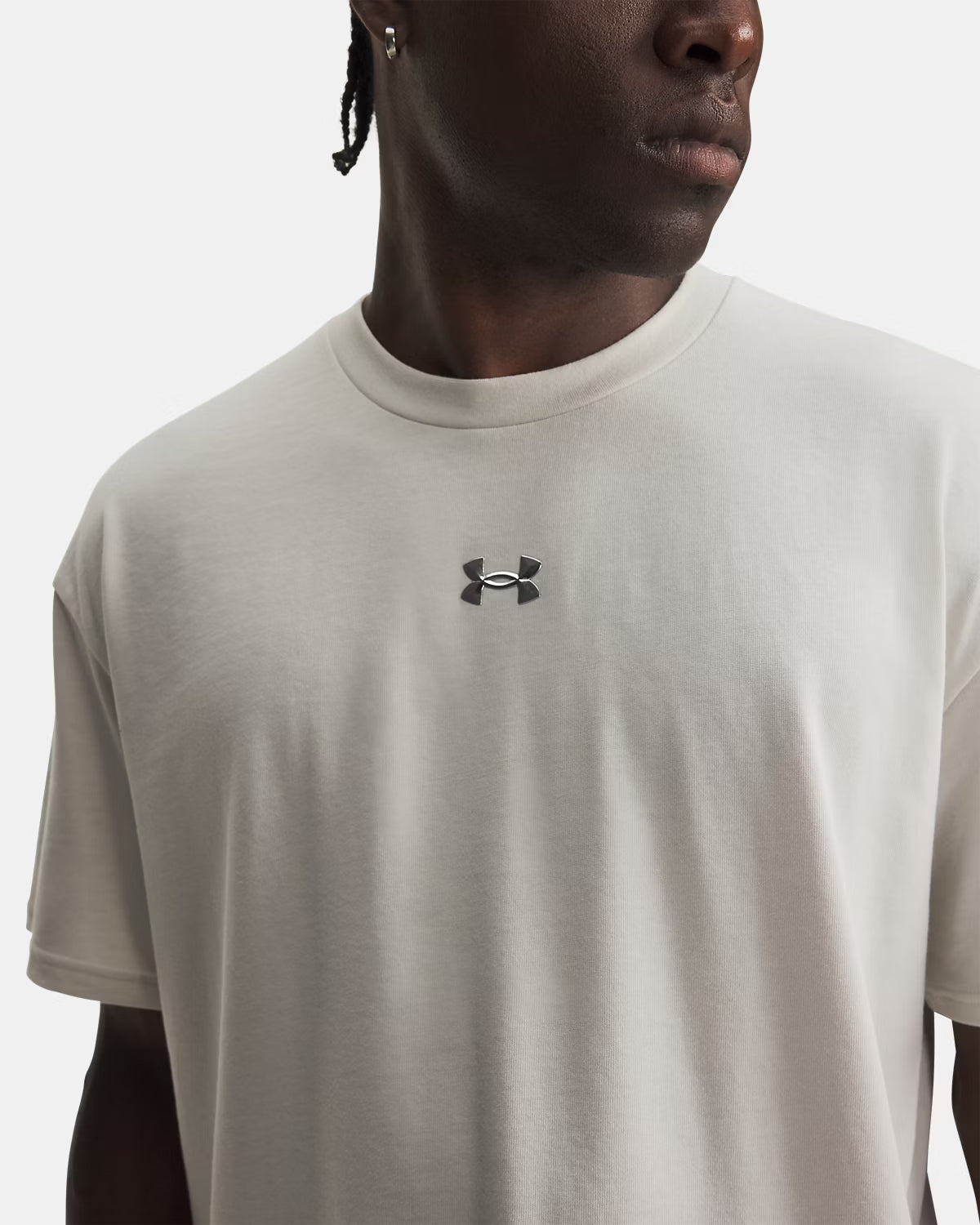 UA M HWT METAL LOGO